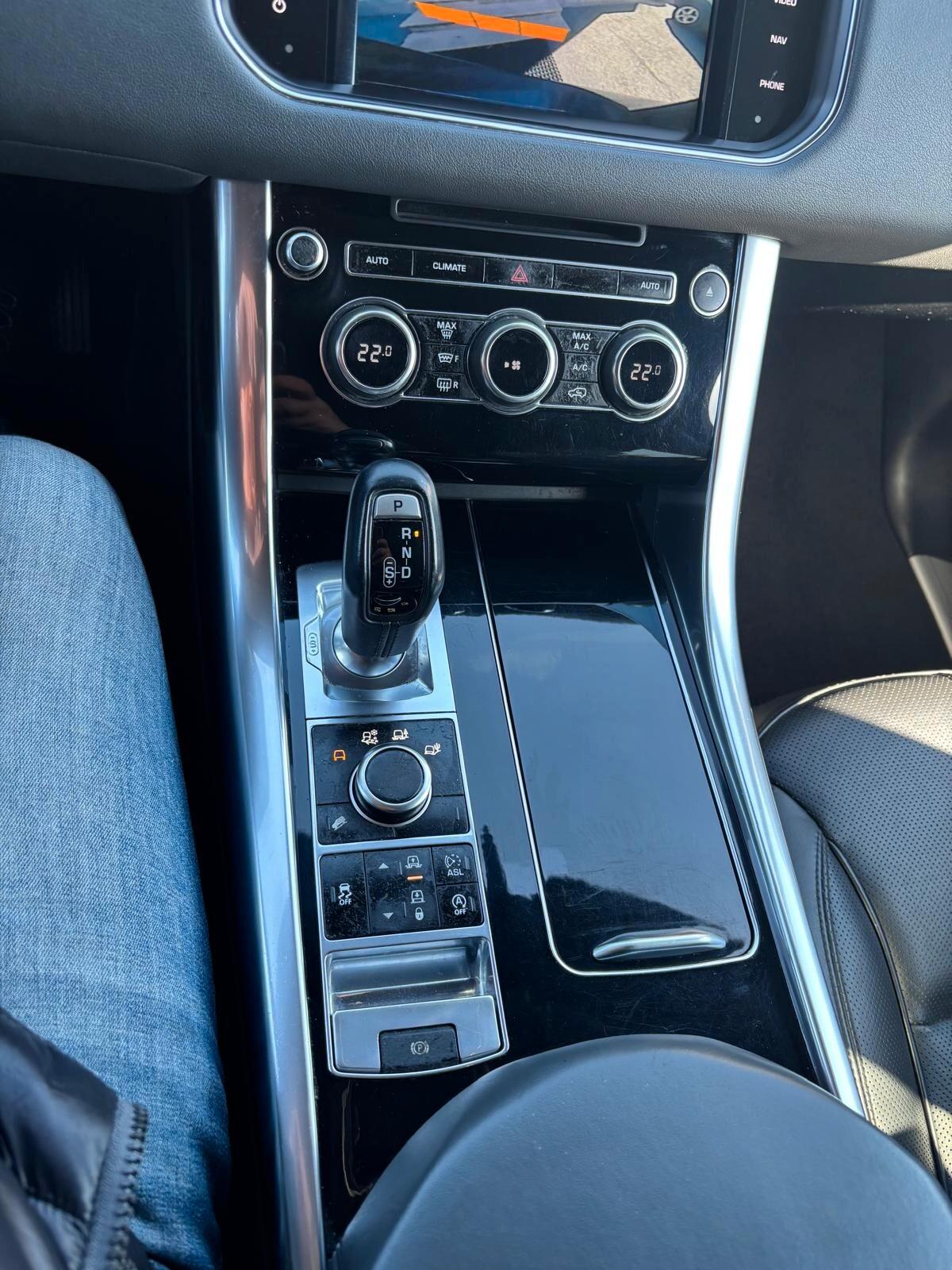 Land Rover Range Sport 3.0 TDV6 HSE Dynamic