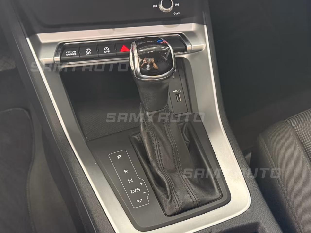 Audi Q3 40 TDI quattro S tronic Business Advanced