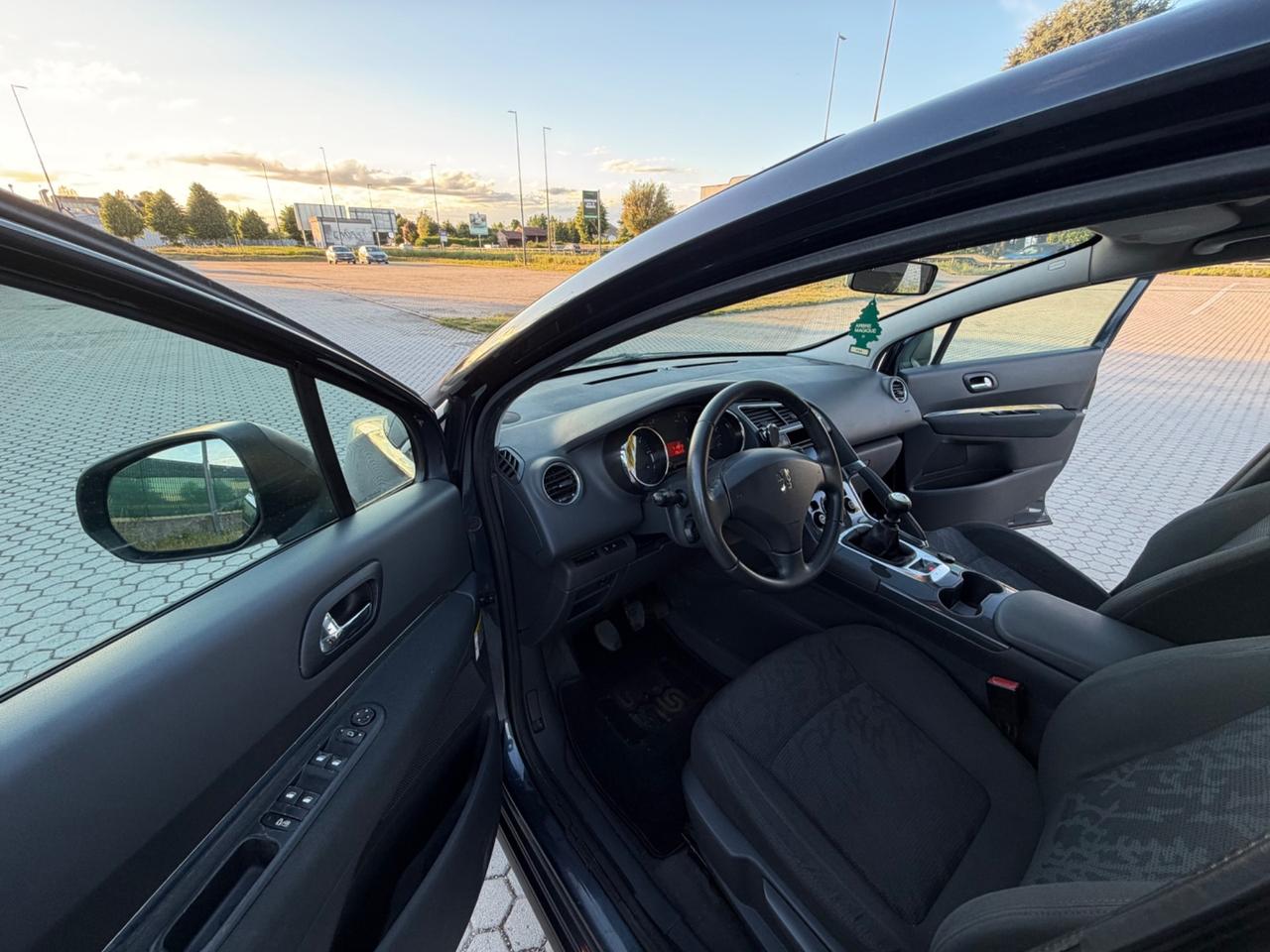 Peugeot 3008 1.6 HDi 112CV Active