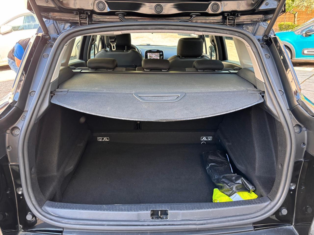 Renault Clio Sporter dCi 8V 90 CV EDC Business