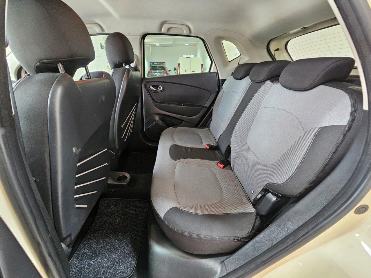 Renault Captur 1.5 dci Intens (energy r-link) 110cv