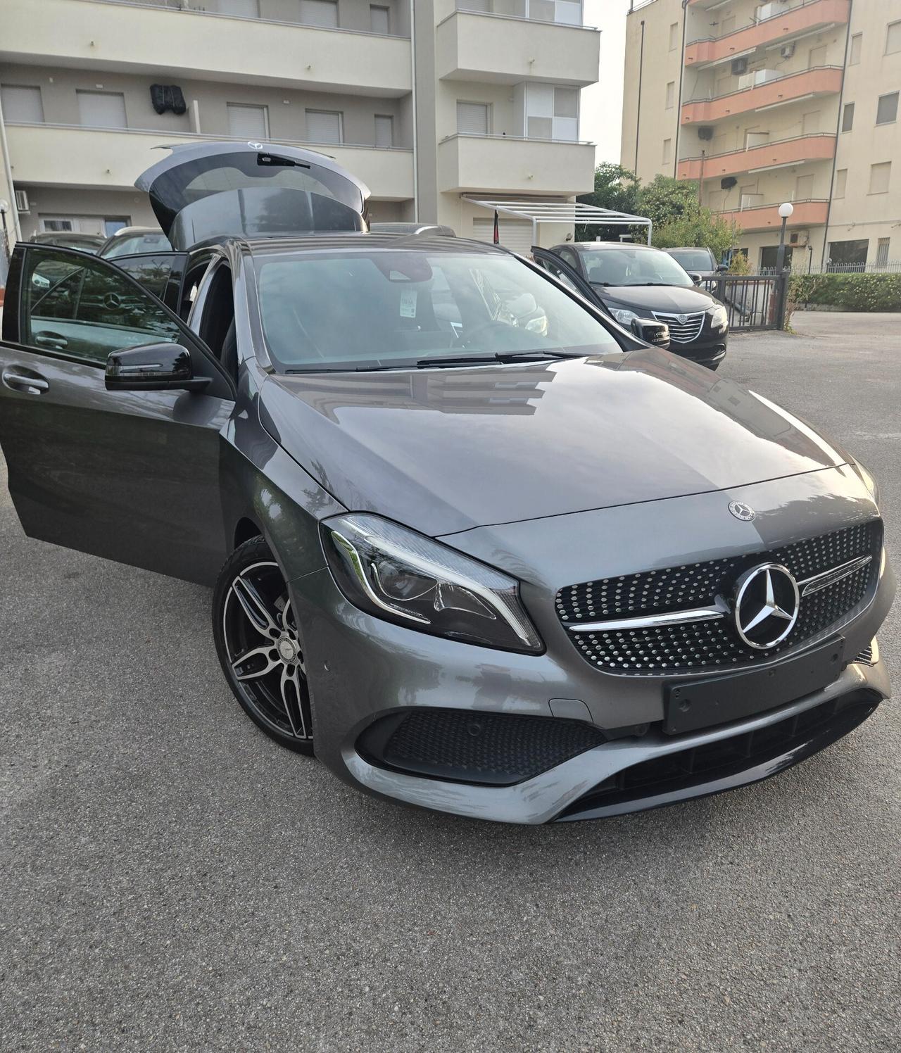 Mercedes-benz A 200 AMG-Line Sport