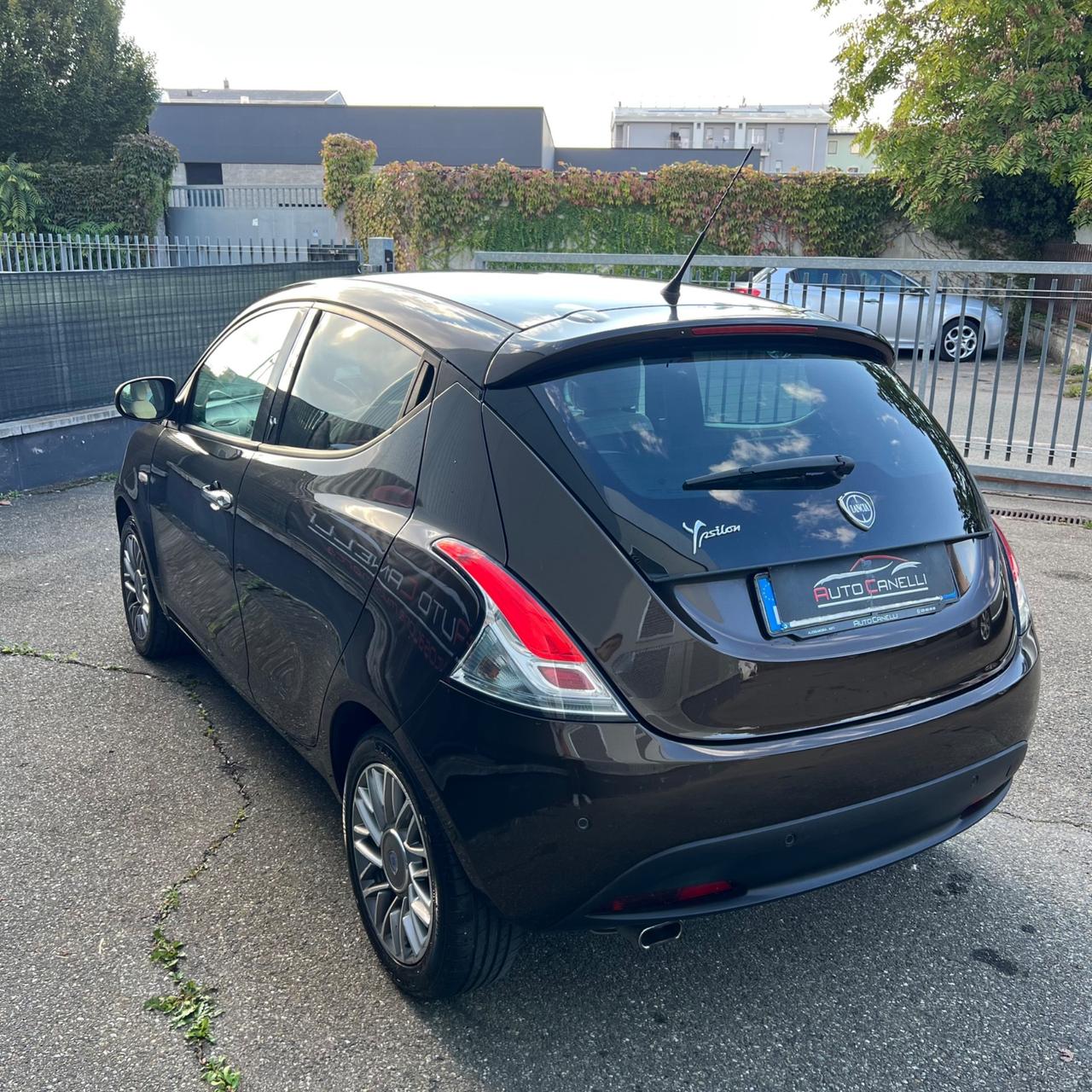 Lancia Ypsilon 1.2 69 CV 5 porte Platinum