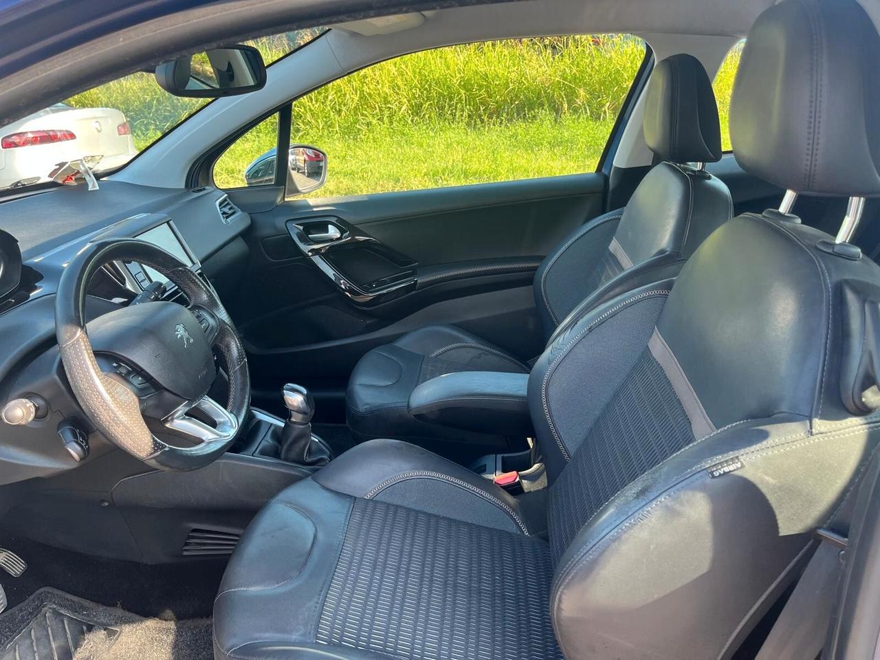 Peugeot 208 PureTech 82 3 porte Active