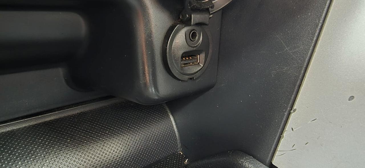 Peugeot 207 1.6 8V HDi 92 cv Sweet Years garanzia