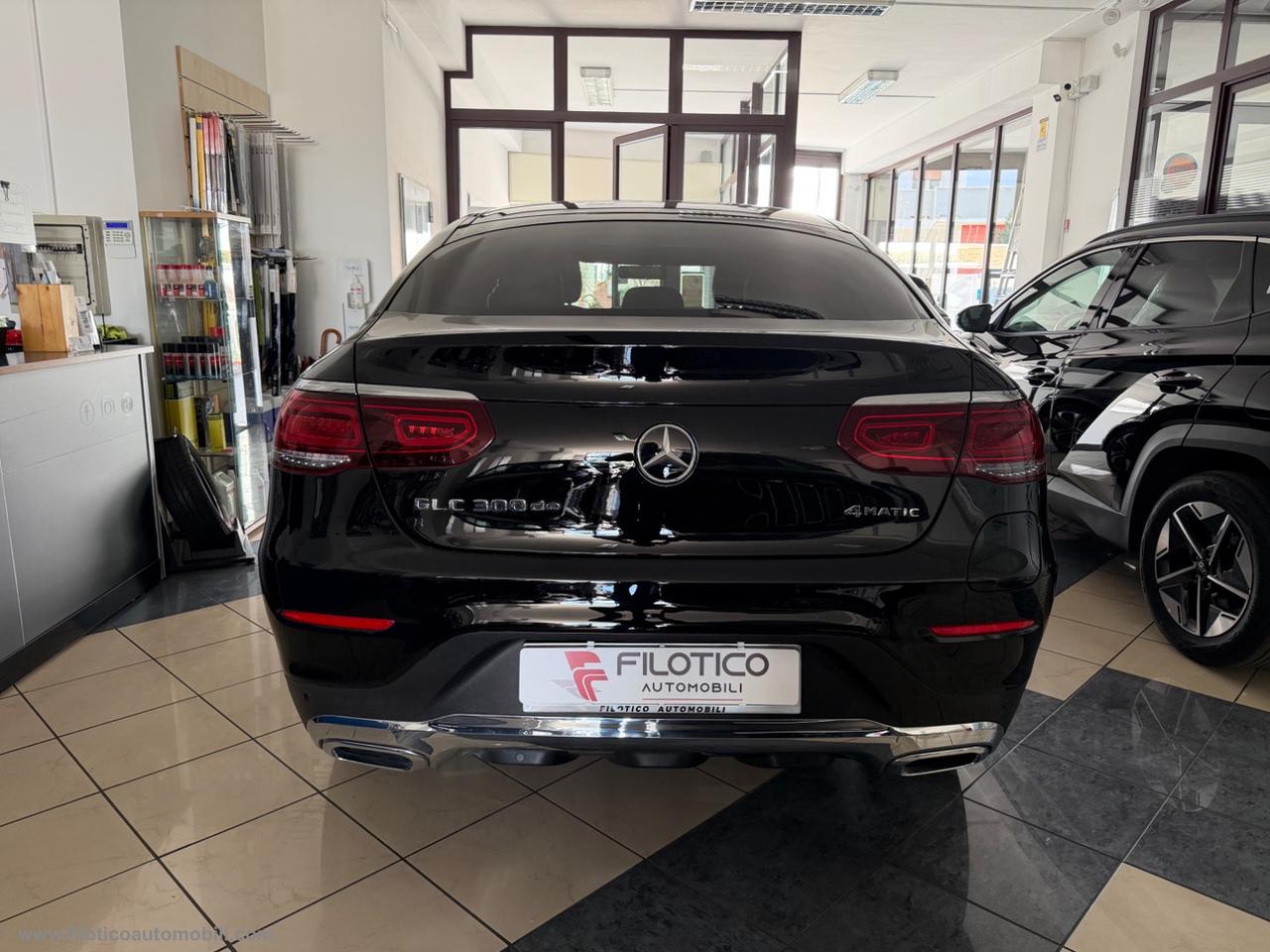 MERCEDES-BENZ GLC 300 de 4M Plug-in hyb. Coupé Sport PELLE - FARI LED FULL!!