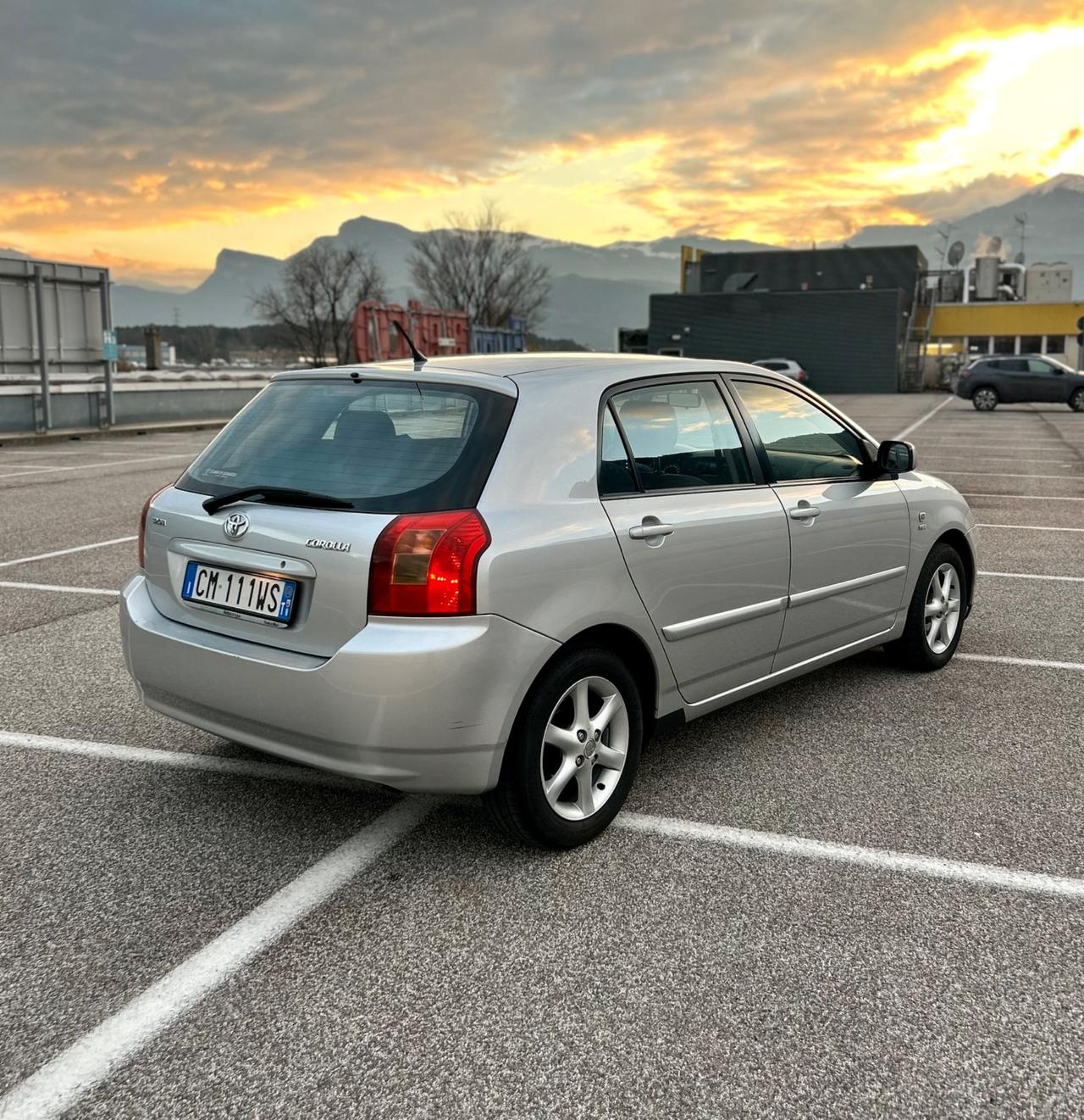 Toyota Corolla 1.6 Benzina 5 porte Neopatentati