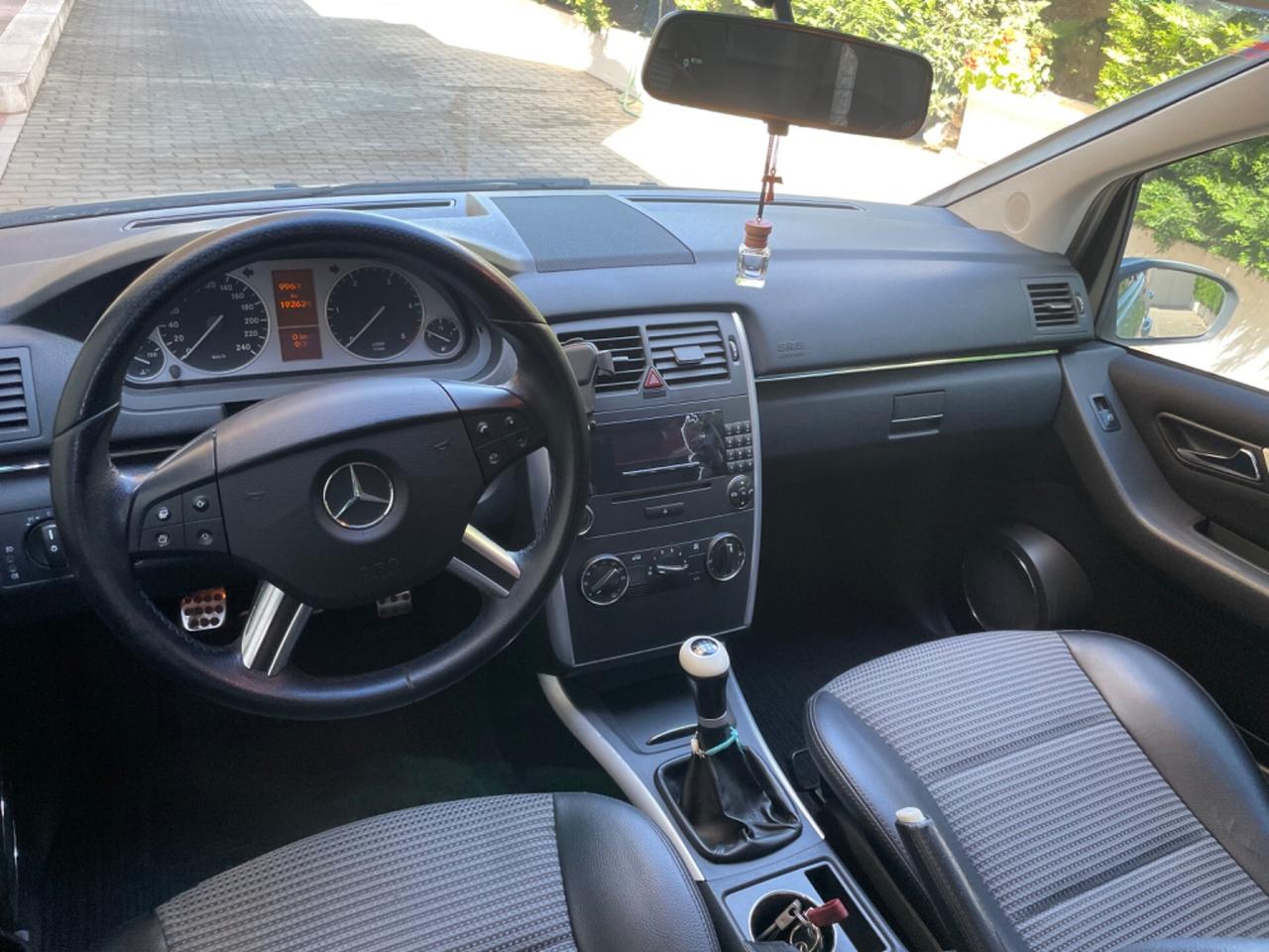 Mercedes-benz B 180 CDI Sport manuale pelle/cerchi 17