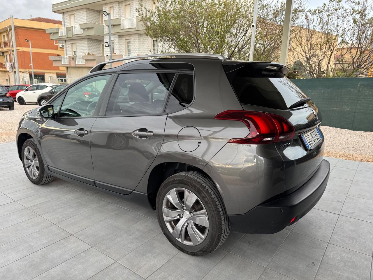 Peugeot 2008 PureTech 82 S&S Style