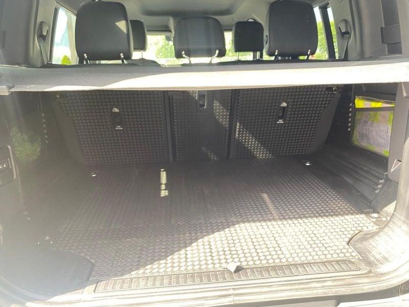 Land Rover Defender 110 3.0D I6 200 CV AWD Auto SE autocarro N1+IVA