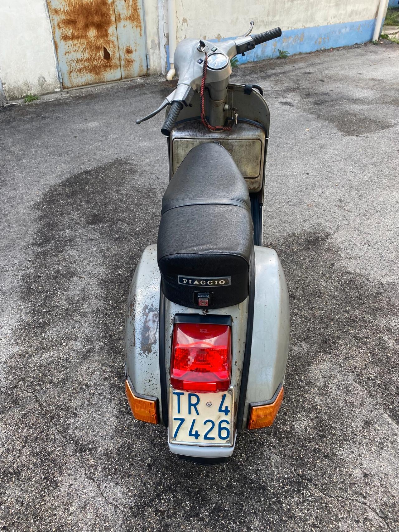 Piaggio Vespa 200 PX