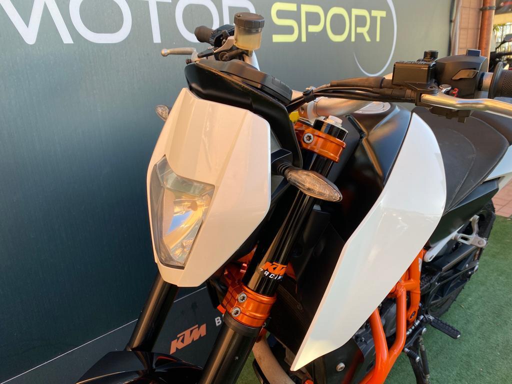 KTM 690 Duke GARANZIA PERMUTE FINANZIAMENTO