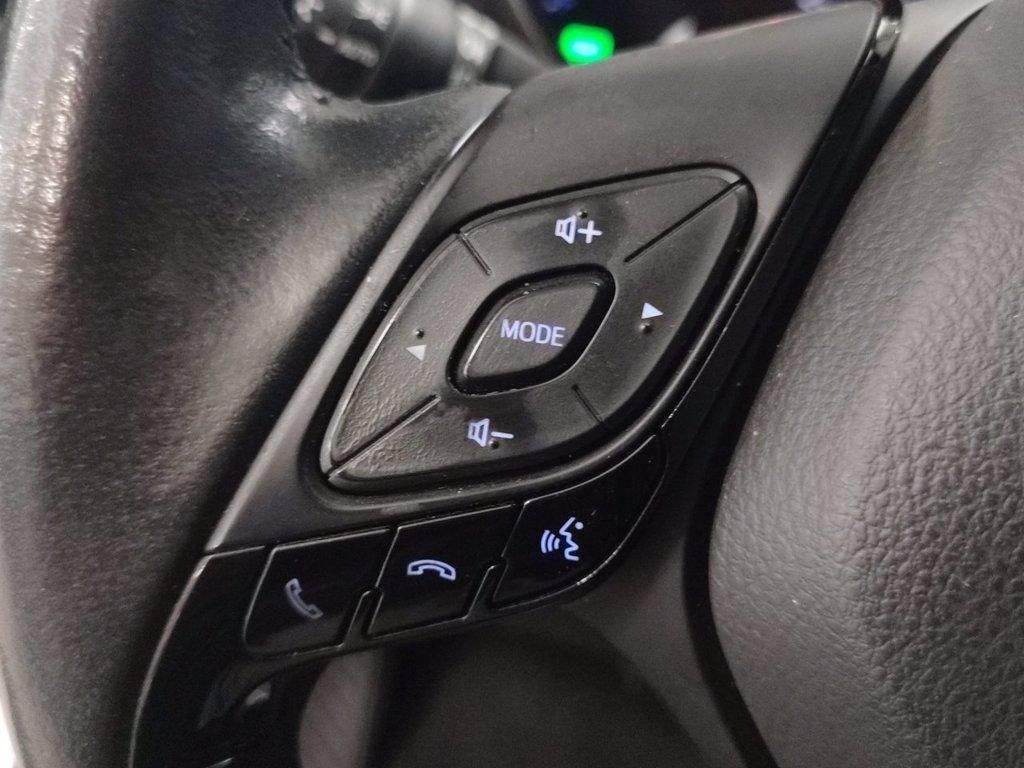 TOYOTA C-hr 1.8h lounge e-cvt del 2022