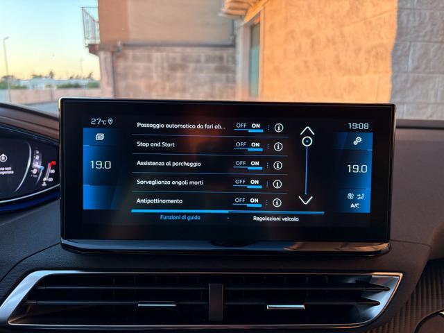PEUGEOT 3008 1.5 BlueHDi 130 S&S EAT8 Allure