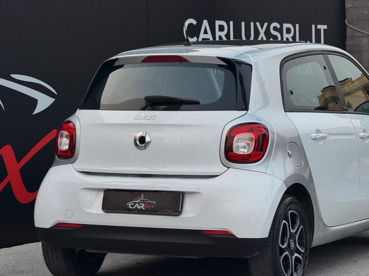 Smart forFour 1.0 Passion 71CV Twinamic TETTO