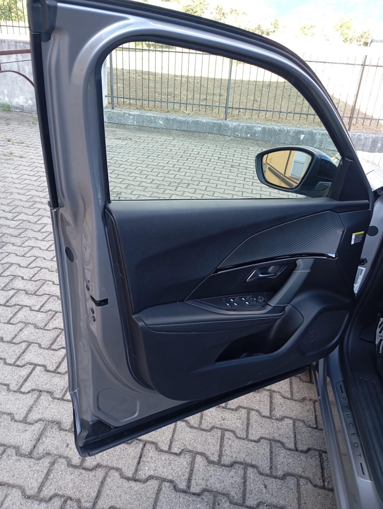 Peugeot 2008 PureTech 130 S&S EAT8 GT Line