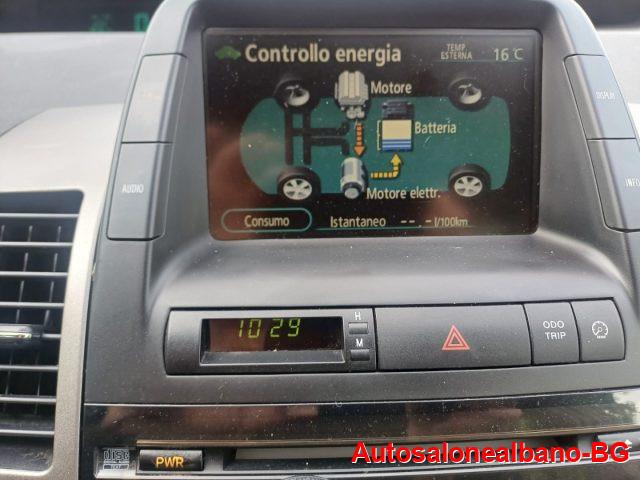 TOYOTA Prius 1.5i 16V