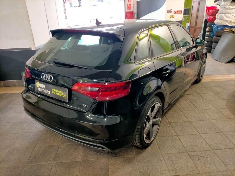Audi A 3 Sportback 2.0 tdi S-LINE 150 cv s-tronic