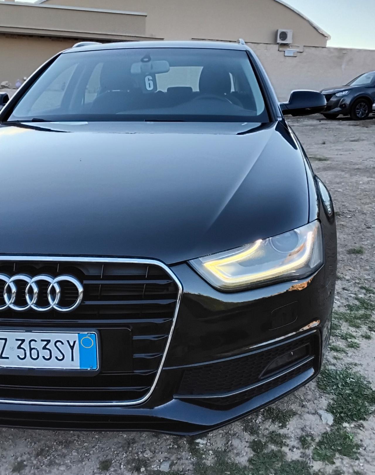 Audi A4 Avant 2.0 TDI 150 CV multitronic SLine