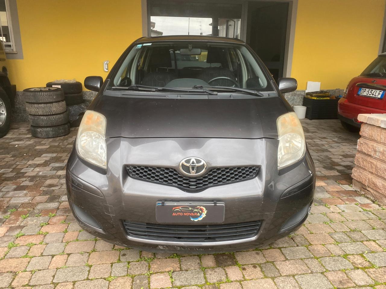 Toyota Yaris 1.0 5 porte Now benzina NEOPATENTATI
