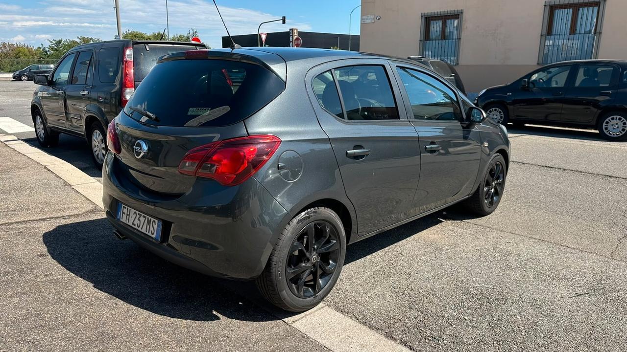Opel Corsa 1.2 5 porte innovation