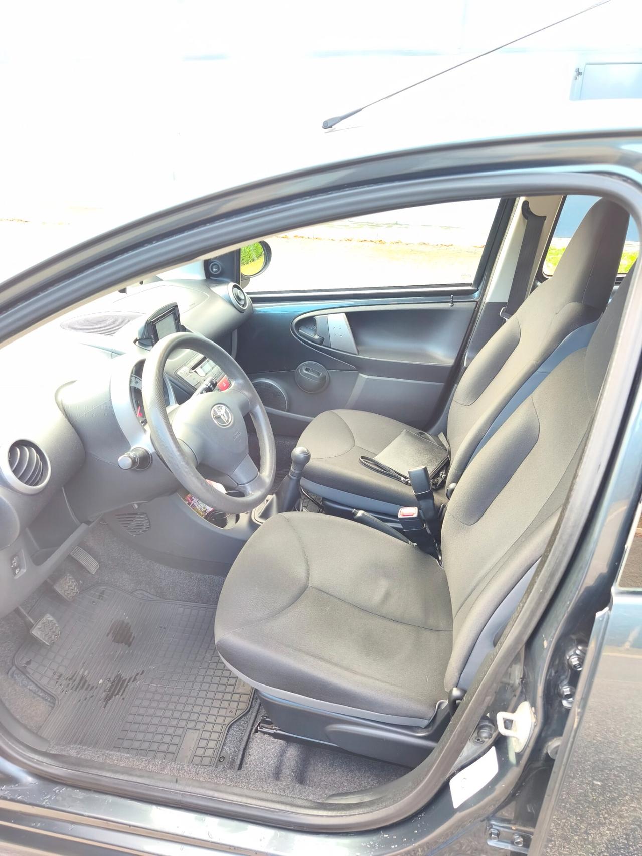 Toyota Aygo 1.0 NEOPATENTATI GARANZIA 12/24M