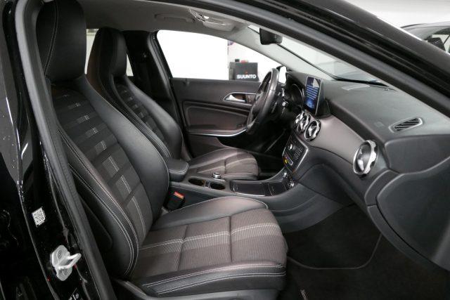 MERCEDES-BENZ GLA 200 d Automatic Sport