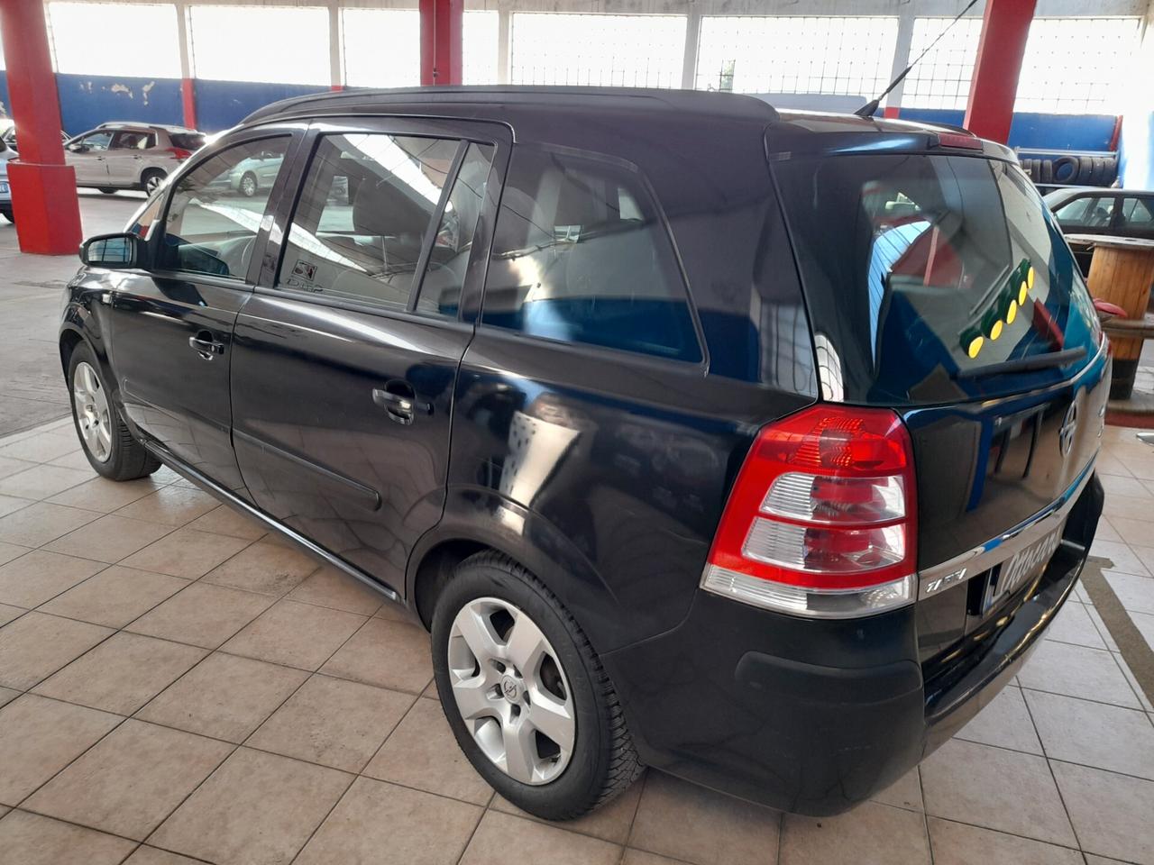Opel Zafira 1.6 16V Twinport Cosmo