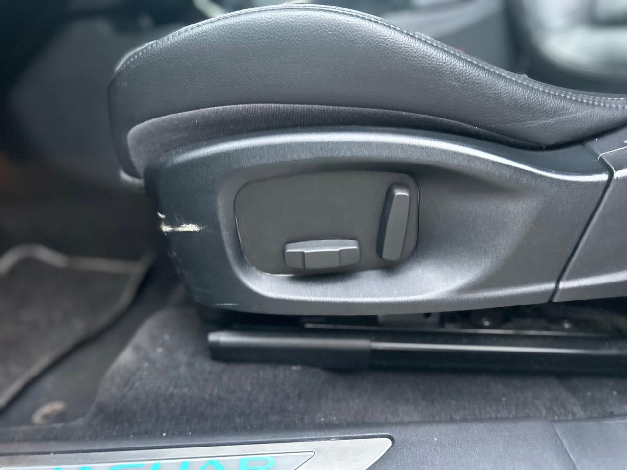 Jaguar E-Pace R-Dynamic S D 150 #8841