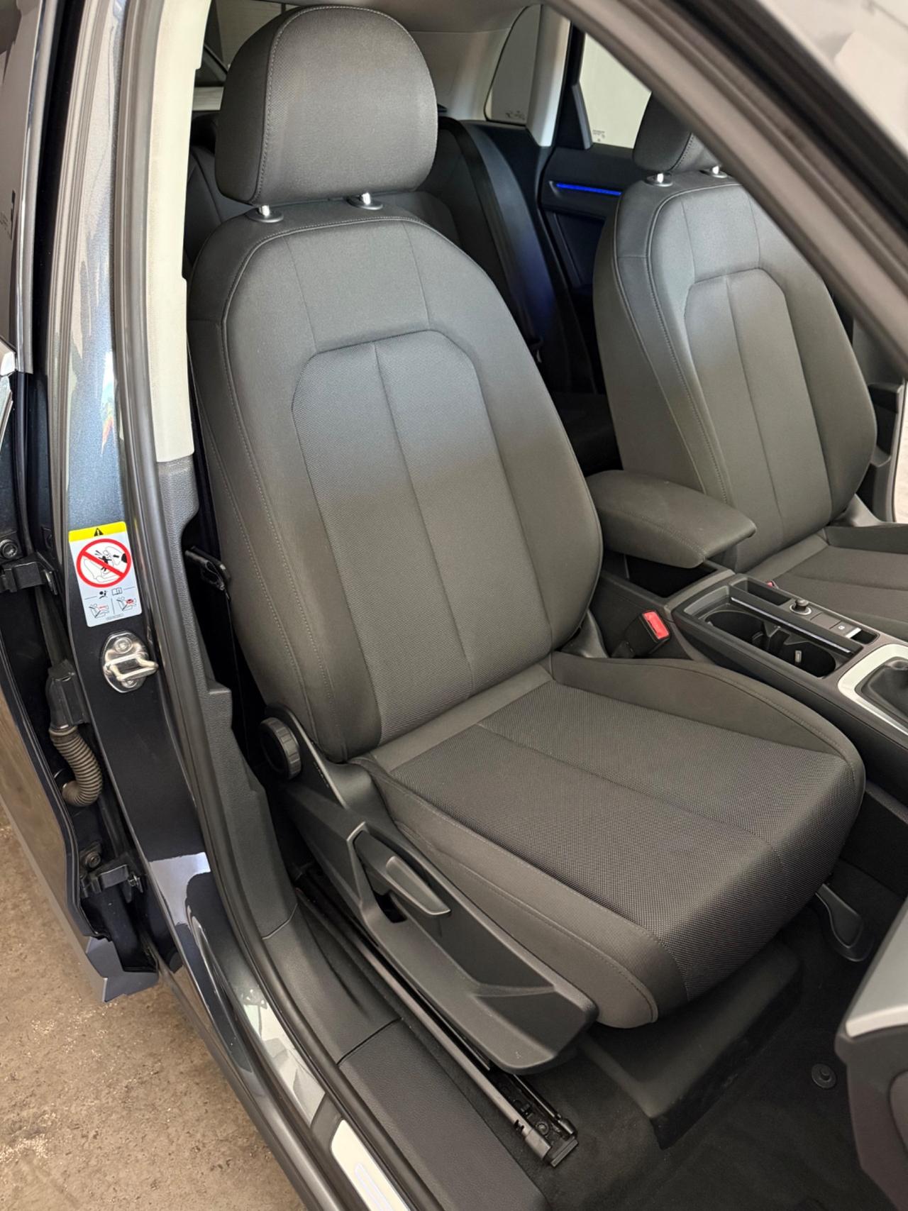 Audi Q3 35 2.0 Tdi 150CV S line TETTO/TELECAM