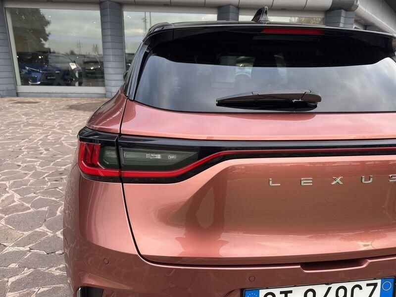 Lexus LBX LBX Hybrid 4WD Cool