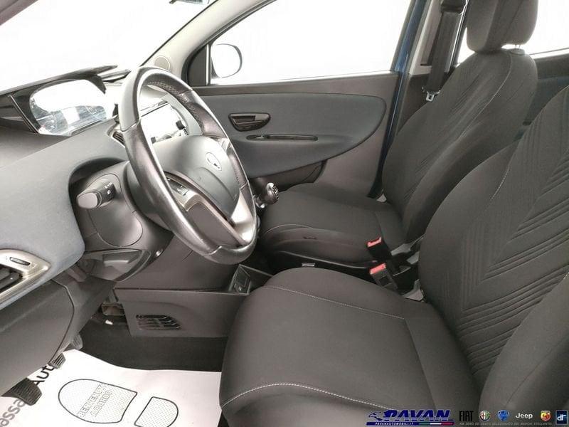 Lancia Ypsilon 1.0 FireFly 5 porte S&S Hybrid Gold