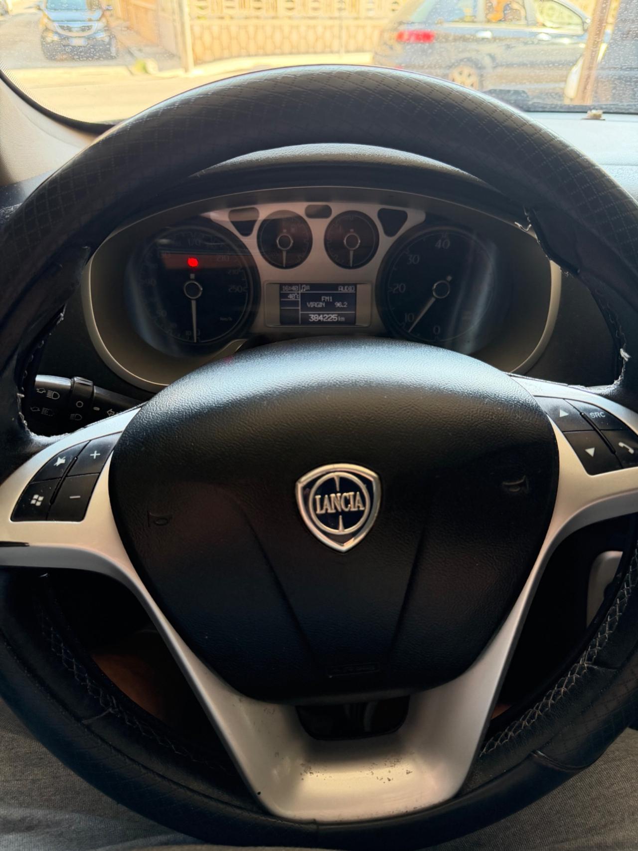 Lancia Delta 1.6 MJT DPF Gold