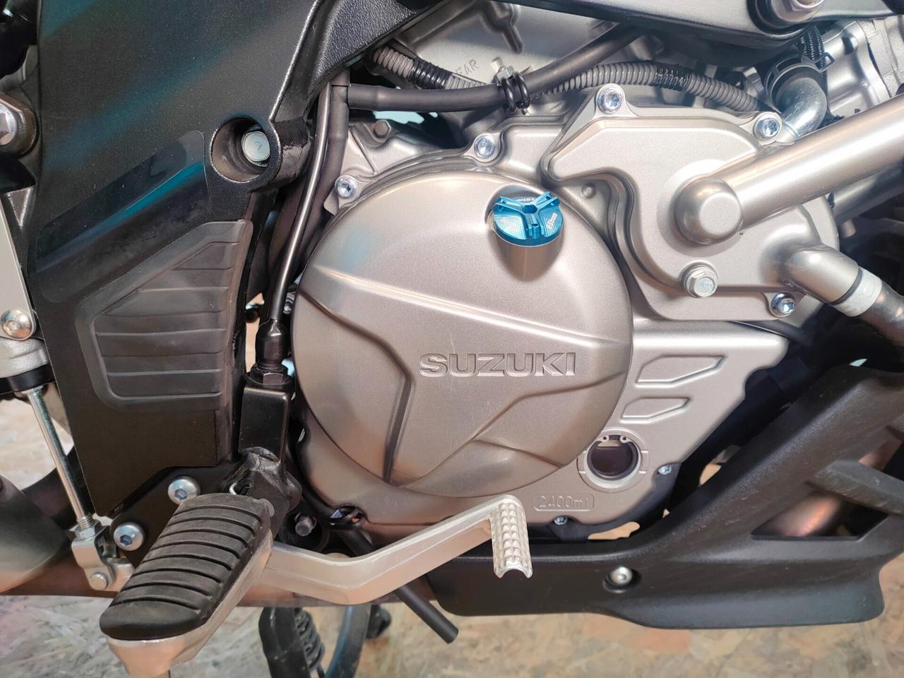 Suzuki V-Strom 650 XT - Davvero ben tenuta