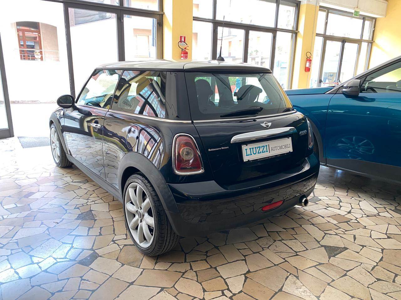 Mini 1.6 16V Cooper