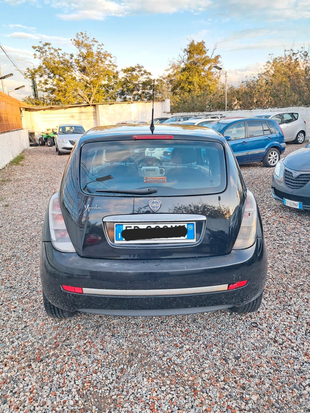 Lancia Ypsilon 1.2 Argento