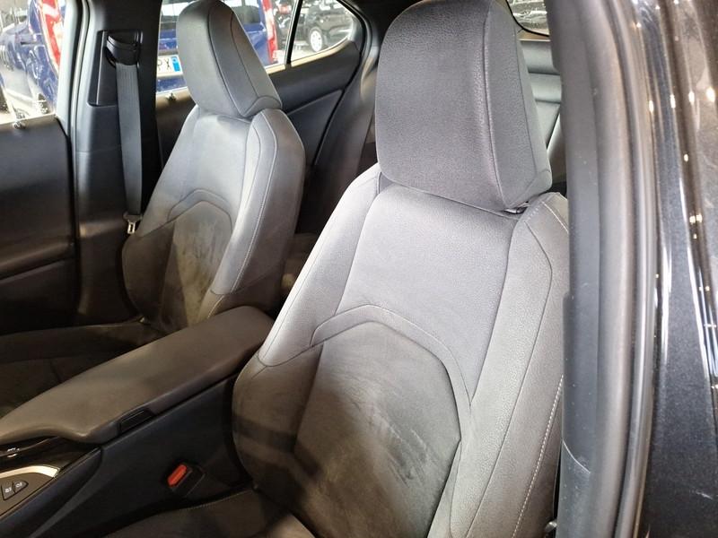 LEXUS UX Hybrid Business 2WD