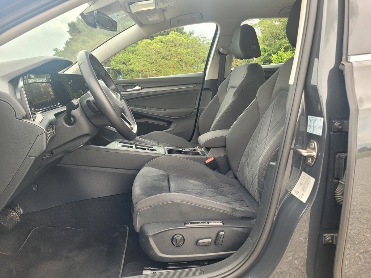 Volkswagen Golf 1.5 TGI DSG Style