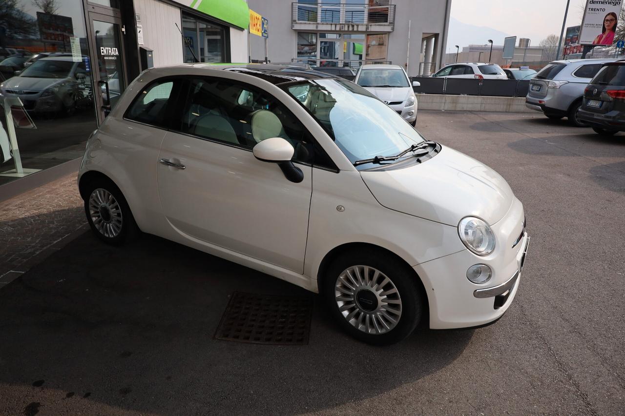 FIAT 500 1.2 LOUNGE neopatentati