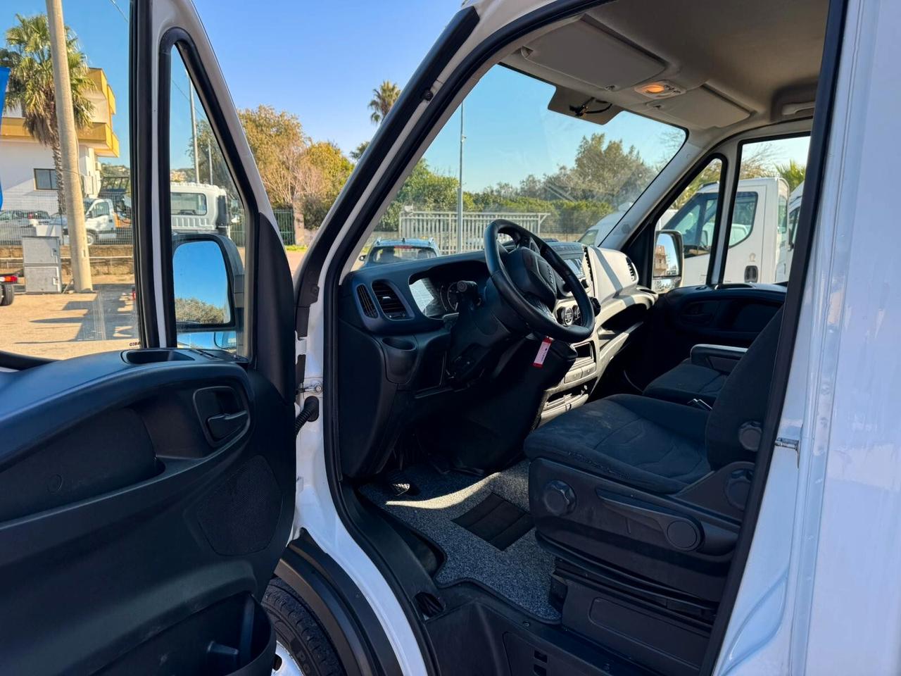 IVECO DAILY 35C14 CASSA CON SPONDA IDRAULICA