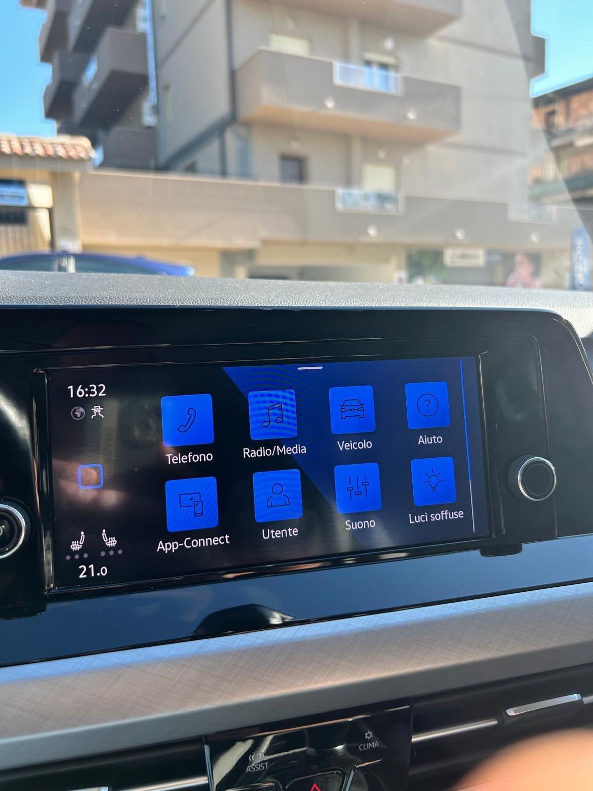 Volkswagen Golf 2.0 TDI 115 CV SCR Life