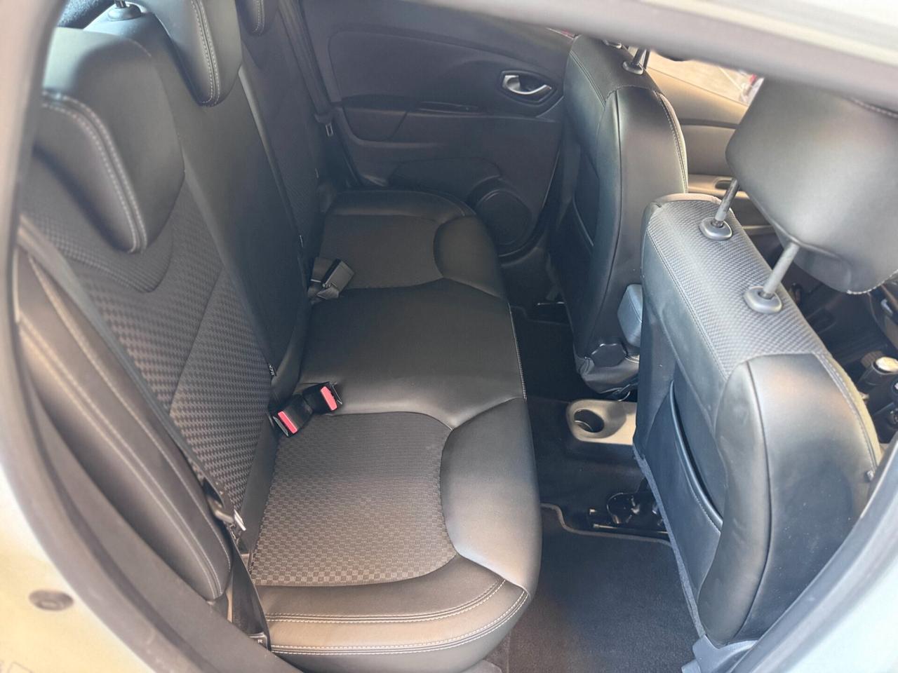 Renault Clio dCi 8V 90 CV Start&Stop 5 porte Energy Duel2