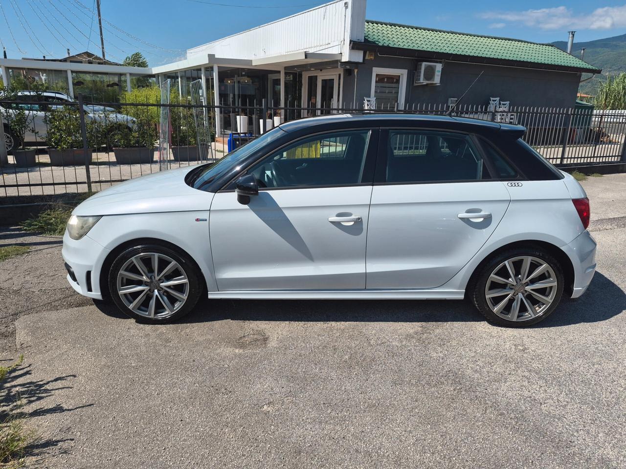 Audi A1 SPB 1.2 TFSI S line edition