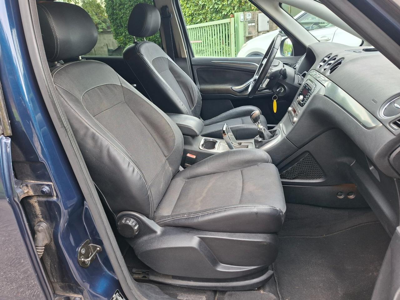 Ford S-Max 2.0 TDCI / 5 POSTI / DA NEOPATENTATI