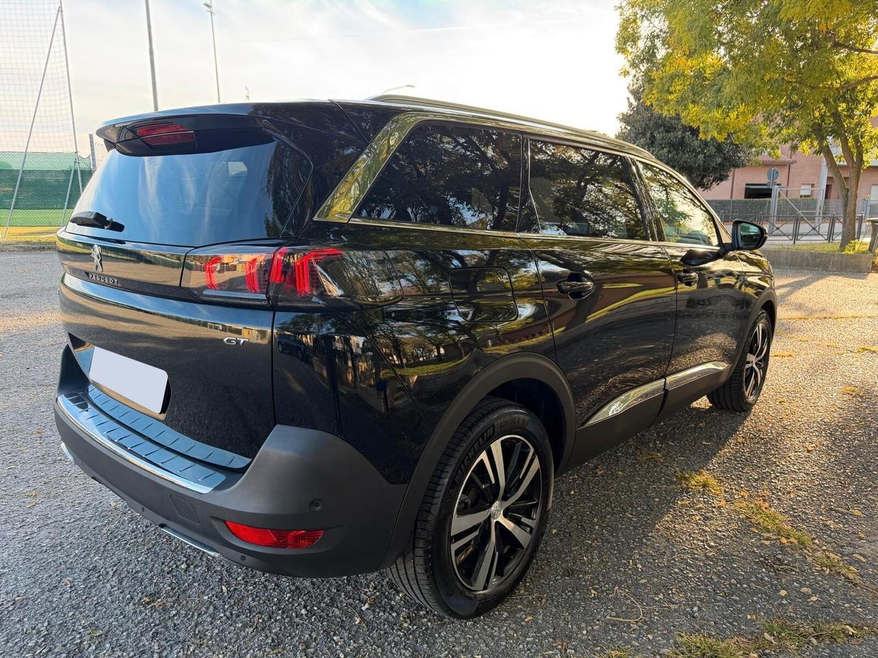 Peugeot 5008 PureTech Turbo 130 S&S EAT8 GT