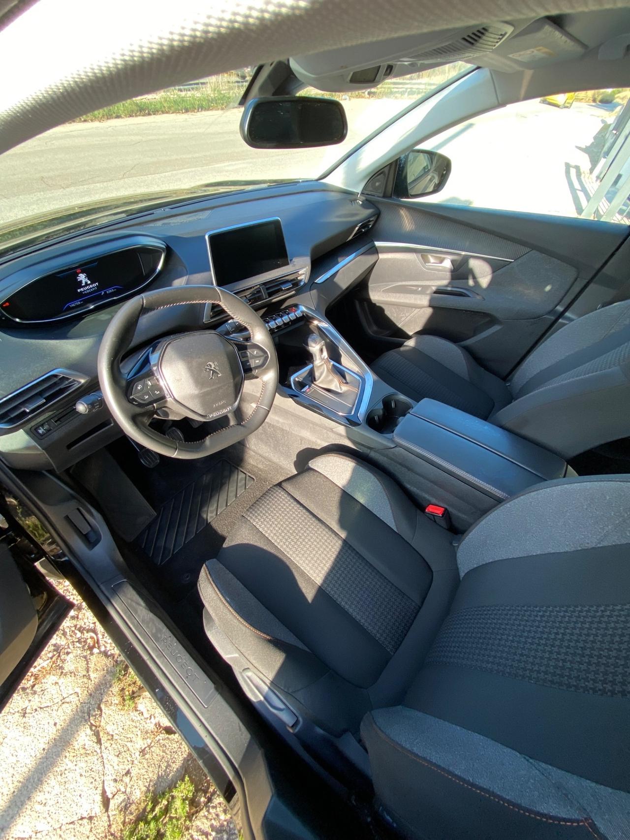 Peugeot 3008 BlueHDi 130 S&S Allure