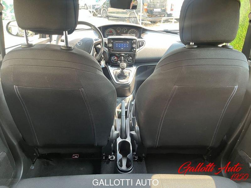 Lancia Ypsilon 1.0 FireFly 70cv Hybrid Gold