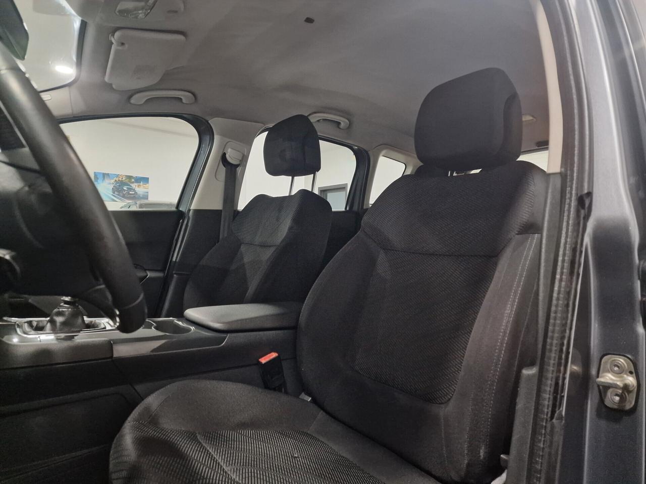 Peugeot 3008 1.6 HDi 115CV Access