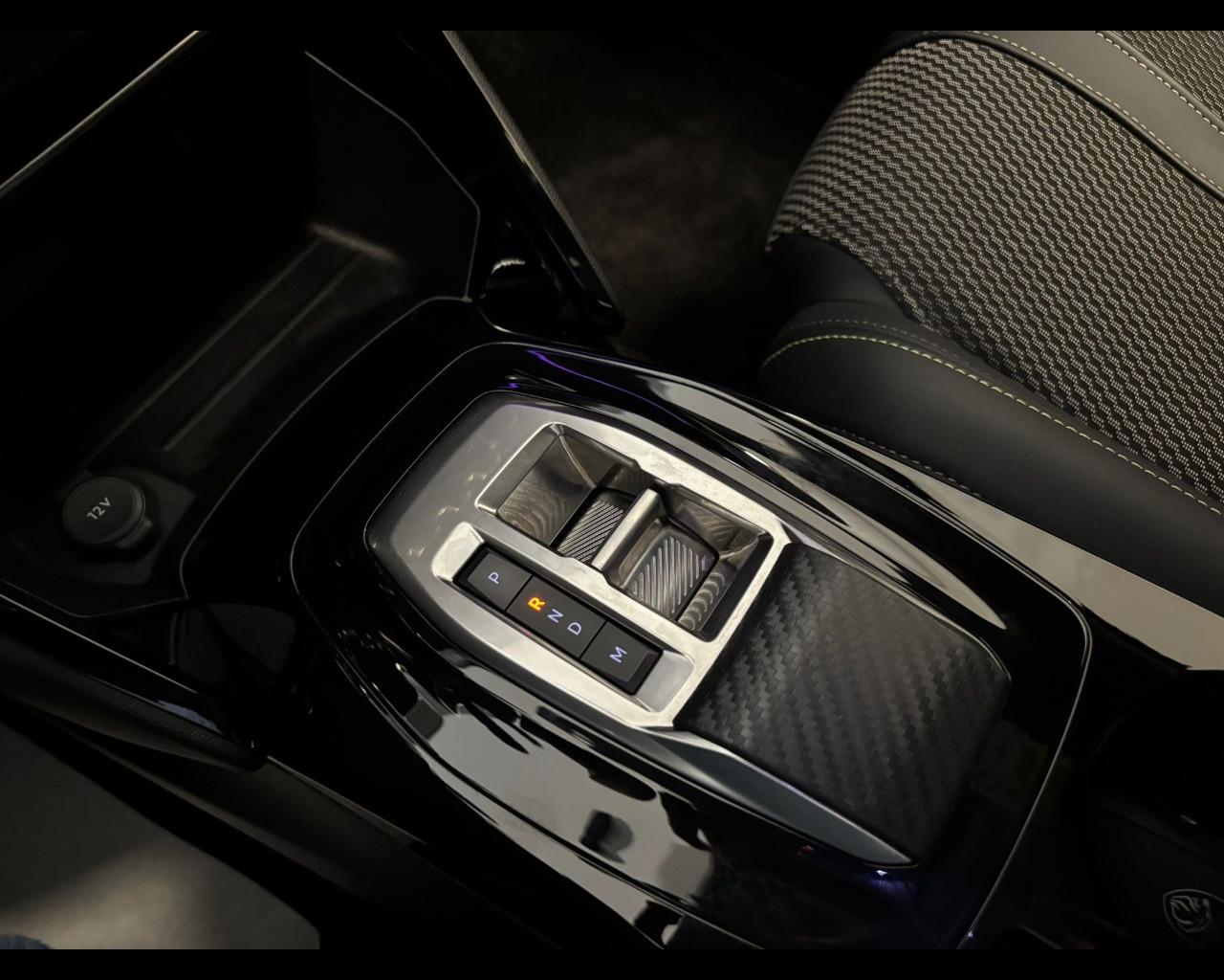 PEUGEOT 208 II 2023 - 208 1.2 hybrid GT 145cv e-dcs 6