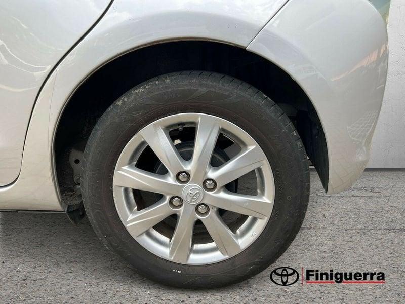 Toyota Yaris Yaris 1.3 5 porte Lounge Multidrive S